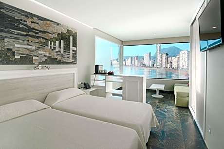 Superior Twin Room with Sea View