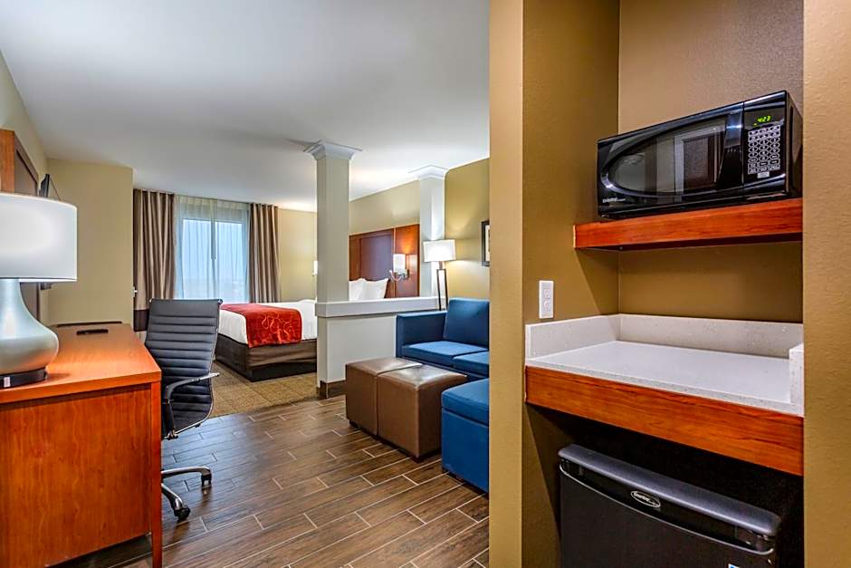 Comfort Suites