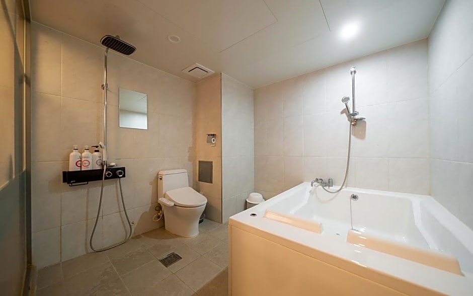 Hwaseong (Wolmun) Athena