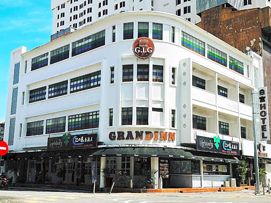 Swing & Pillows @ Grand Inn George Town Penang 