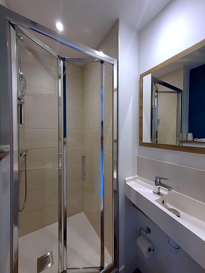 KYRIAD DIRECT TOULON OUEST - La Seyne sur Mer