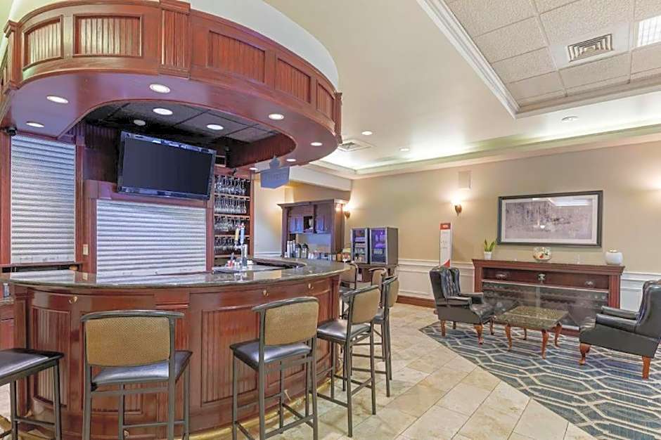 Best Western Plus Orillia Hotel
