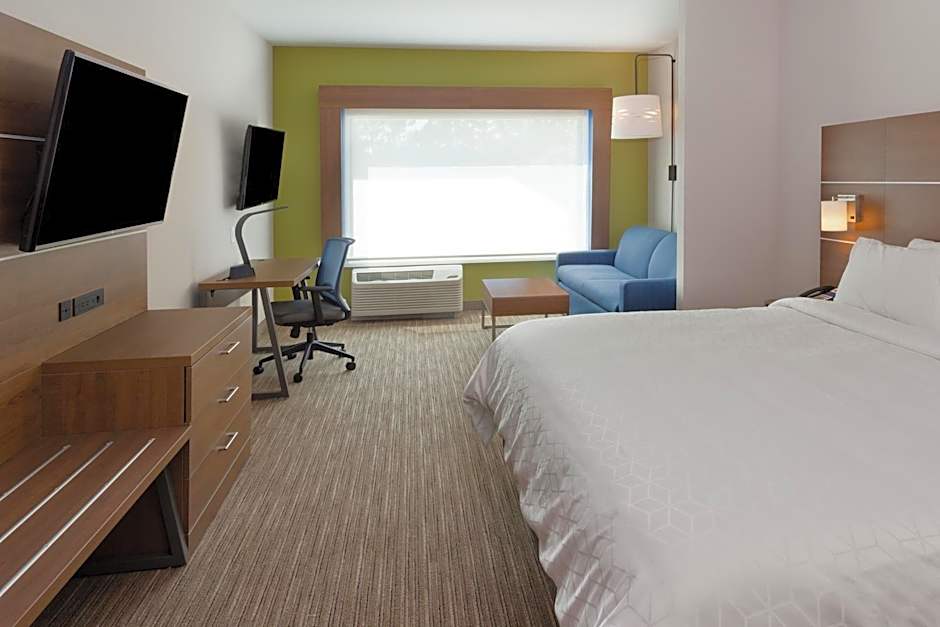Holiday Inn Express Fayetteville By IHG