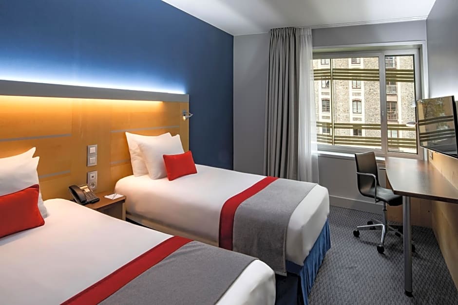 Holiday Inn Express Paris-Canal De La Villette