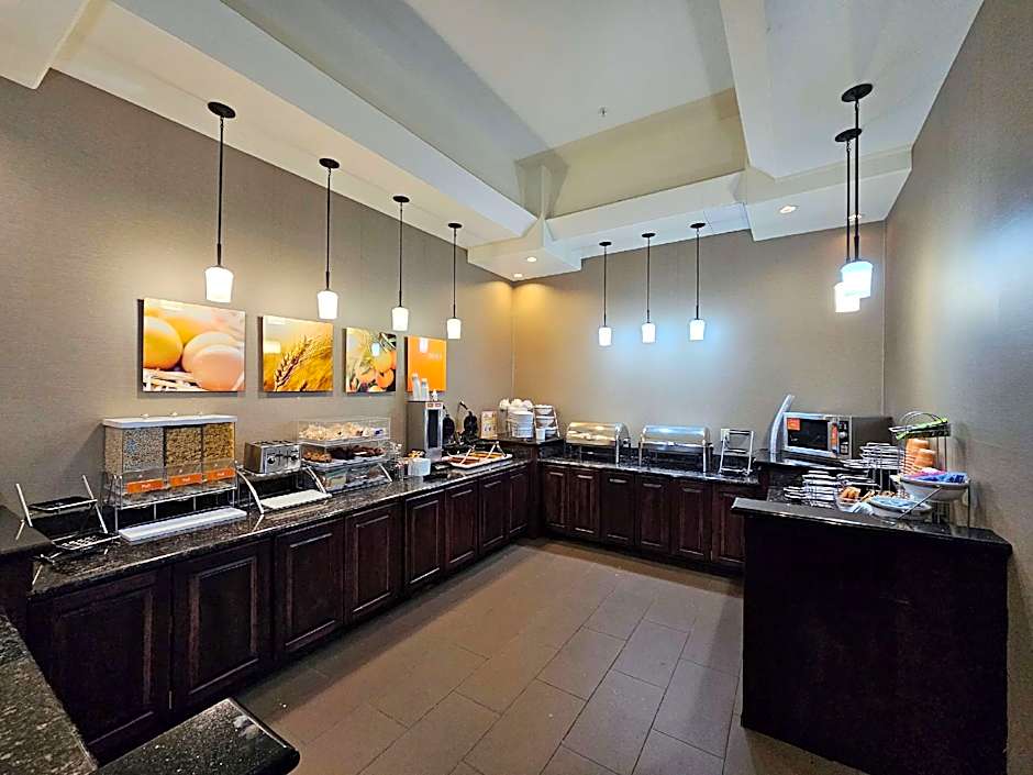 Comfort Inn & Suites Independence