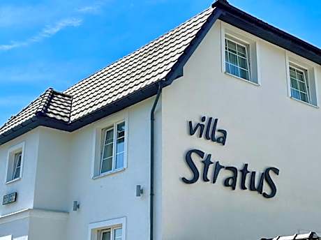 Villa Stratus