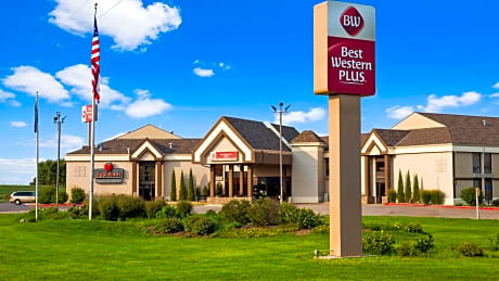Best Western Plus York Hotel and Conference Center