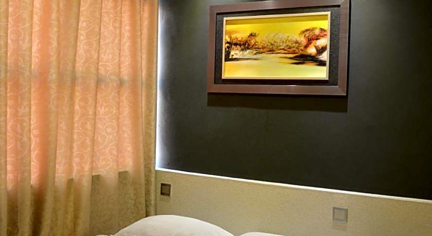 Putra One Avenue Hotel