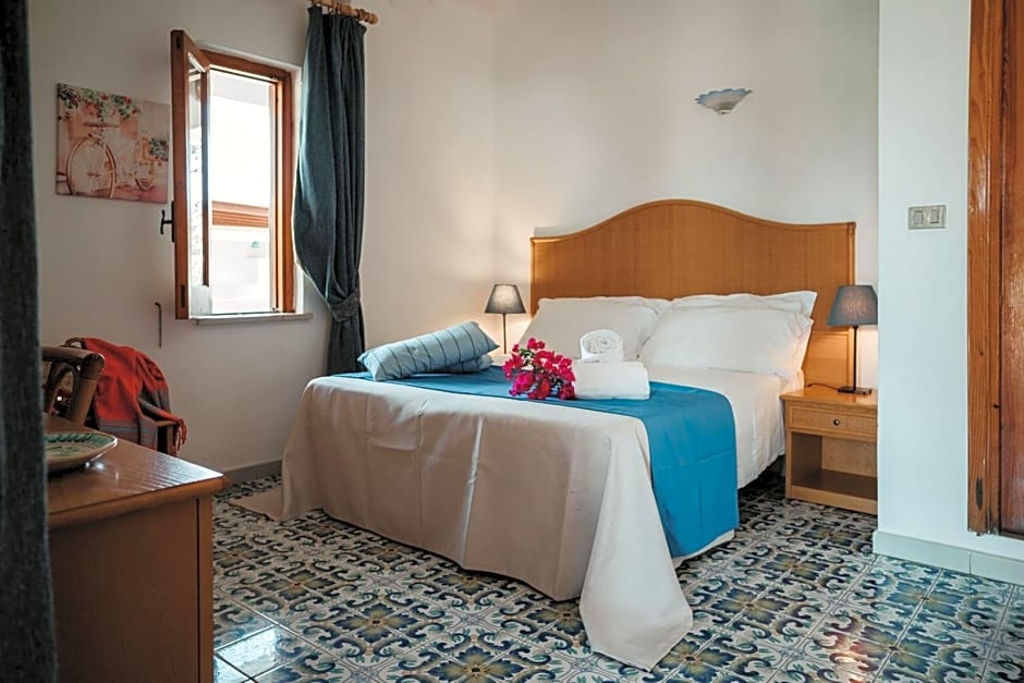 Hotel Rojas