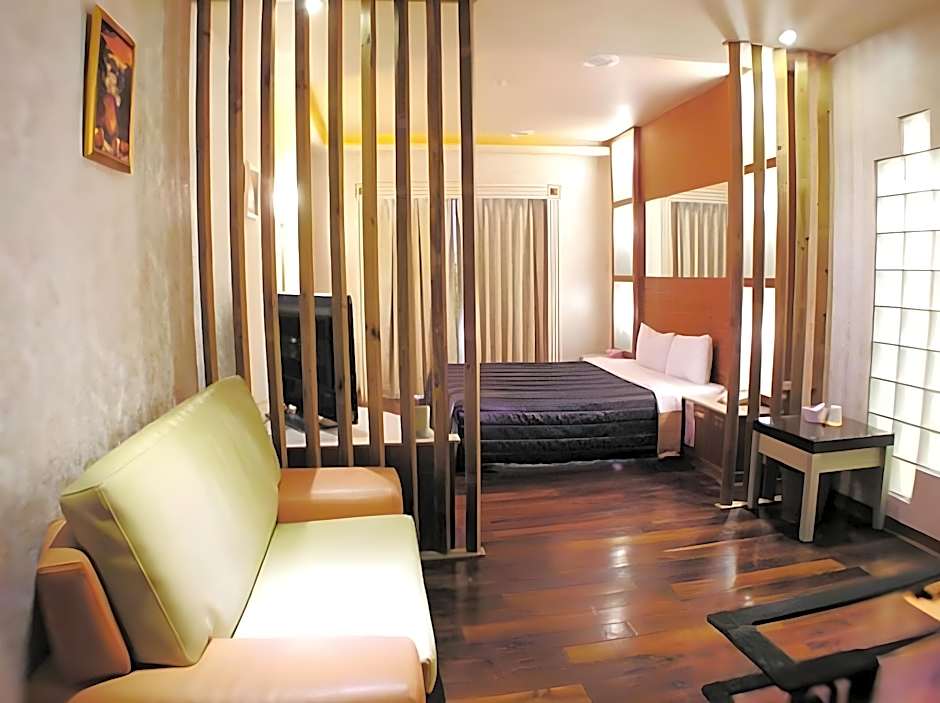 Changsing Business Motel