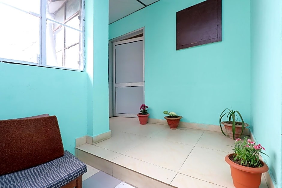 OYO 24525 Hotel Country Lodge