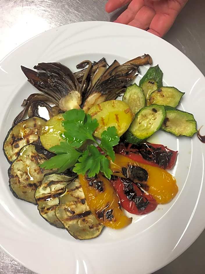 ALBERGO BAR RISTORANTE DOLOMIA