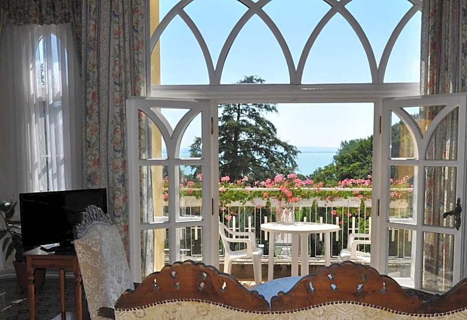 Sir David Balaton Castle Apartmanok