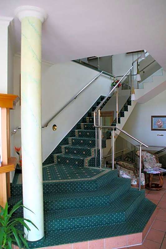 Hotel garni SEESCHLÖSSCHEN