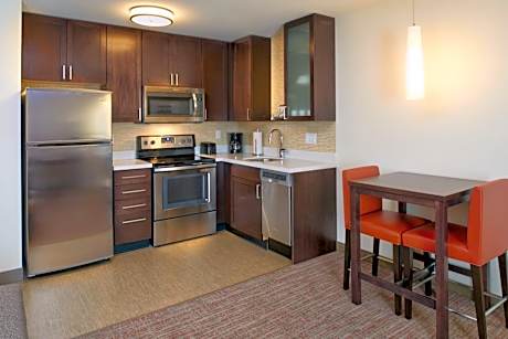 One-Bedroom King Suite with Sofa Bed - Hearing Accessible