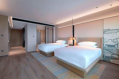 Executive Double, Club lounge access, Guest room, 2 Double, City view