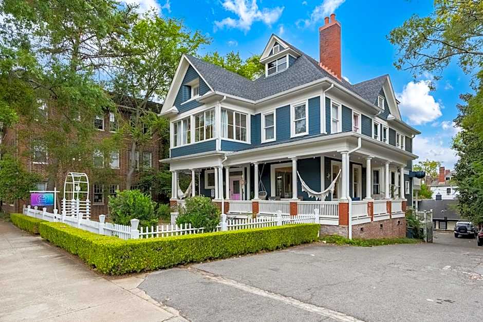 Birmingham Tree House