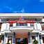 Crystal City Hotel