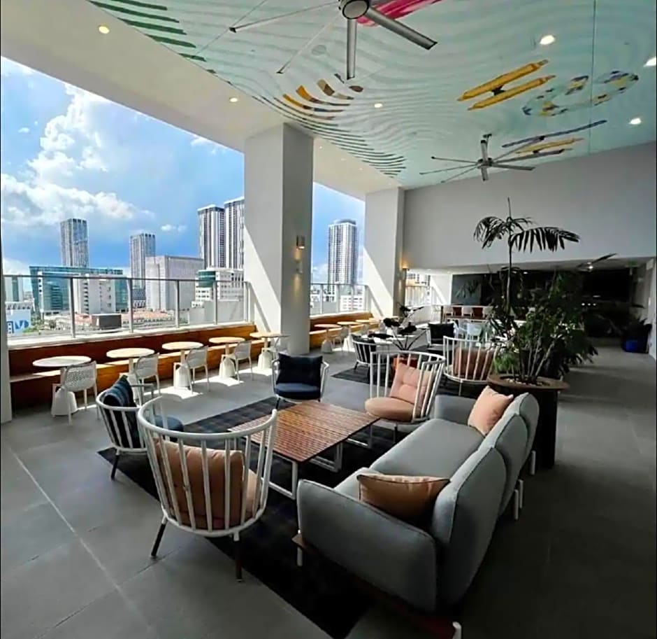 Downtown Miami Hotel