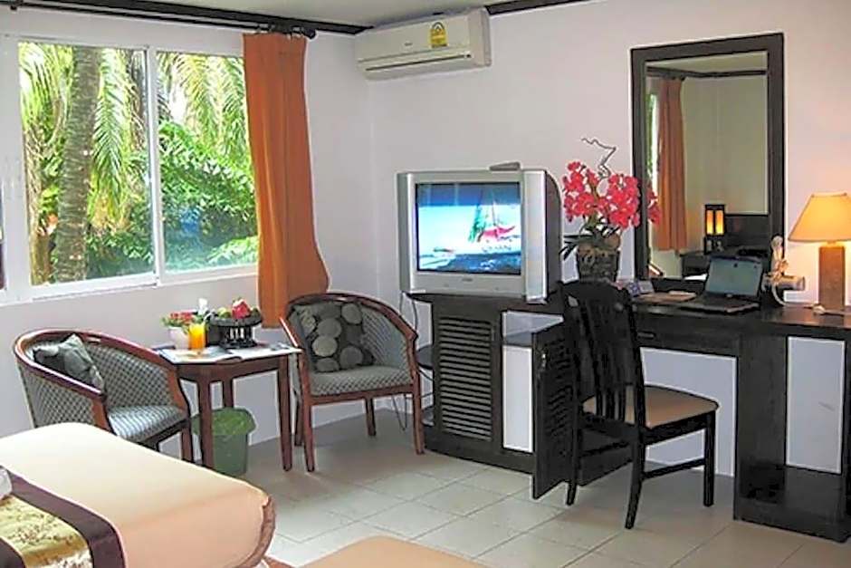 The Nice Patong Hotel
