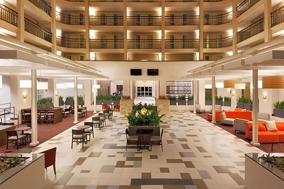 Embassy Suites By Hilton Hotel Baton Rouge
