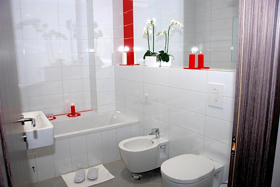 Algiro Hotel