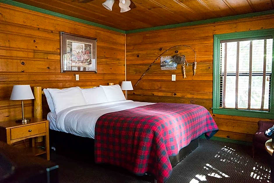 Shaver Lake Village Hotel