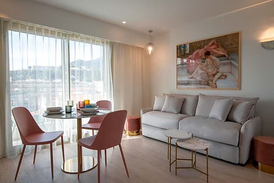 Résidence Hôtelière Chambord au coeur de Menton - entièrement rénovée