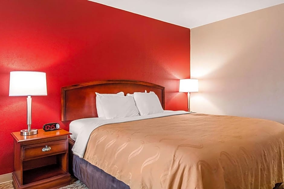 Quality Inn Pelham I-65 exit 246