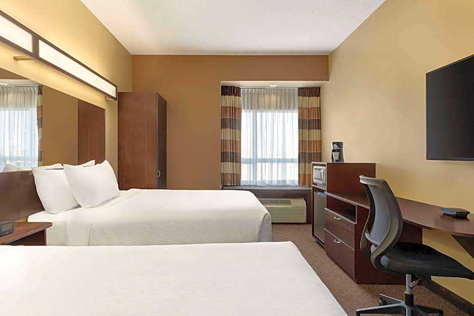 Microtel Inn & Suites by Wyndham Weyburn