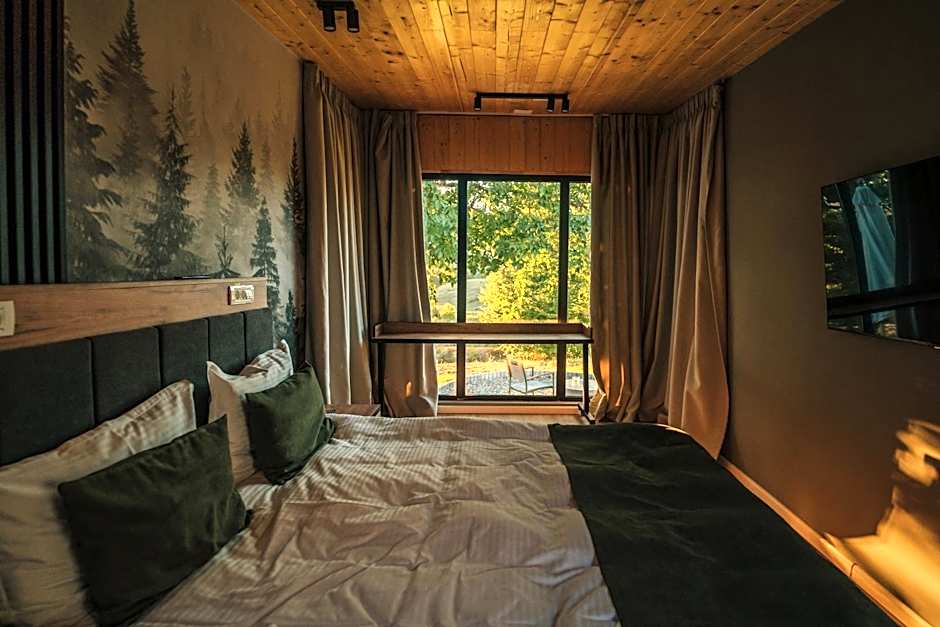 Moon Valley Comarnic