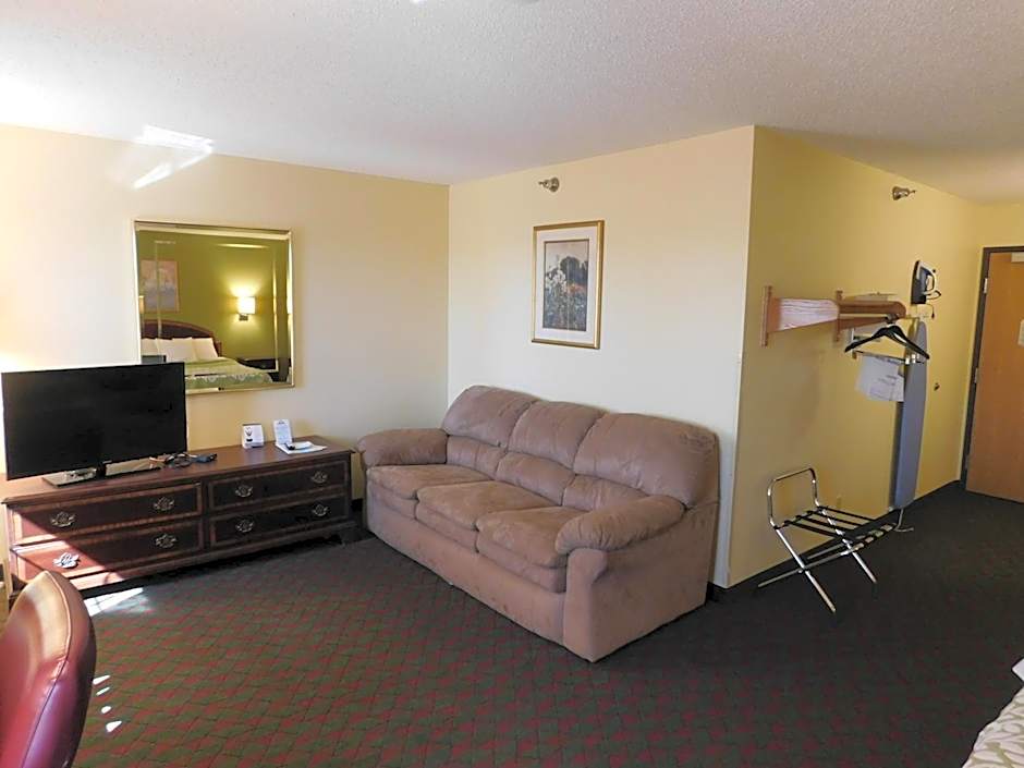 Days Inn by Wyndham Lexington NE