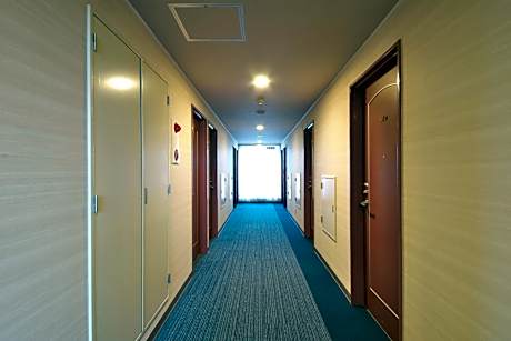 Single Room - Non-Smoking