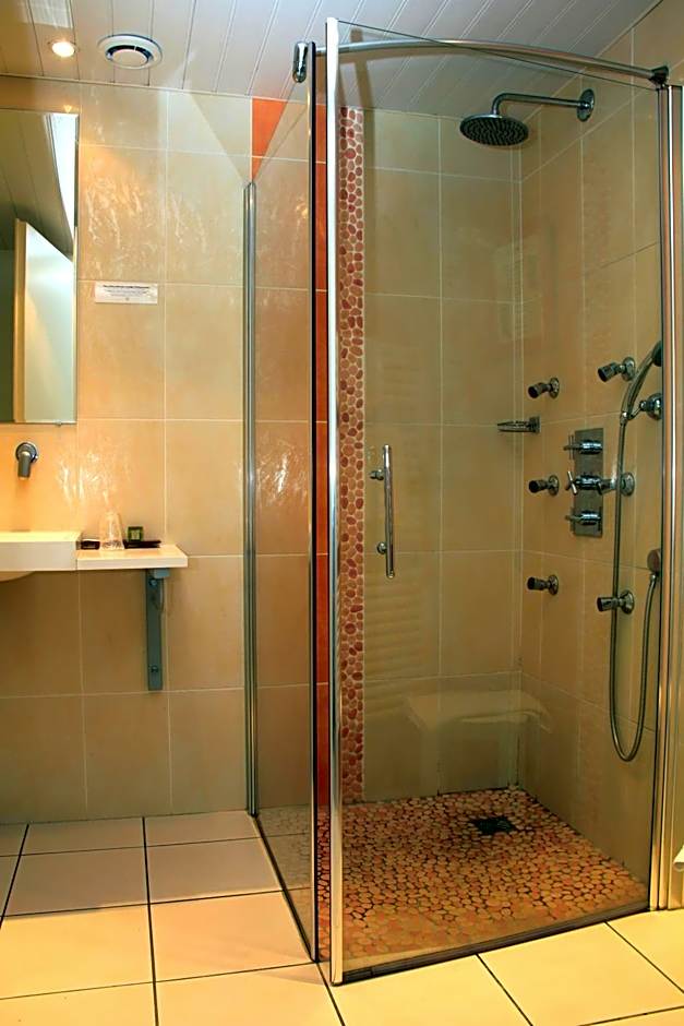 Logis Hotel Restaurant Spa Beau Site