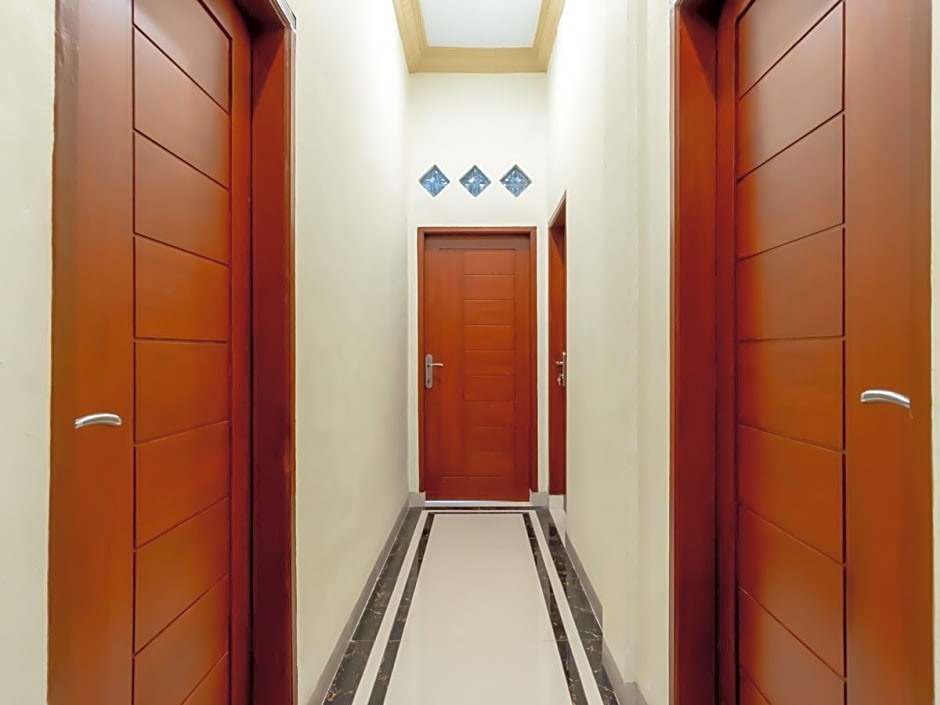 Capital O 1585 Ring Road Residence