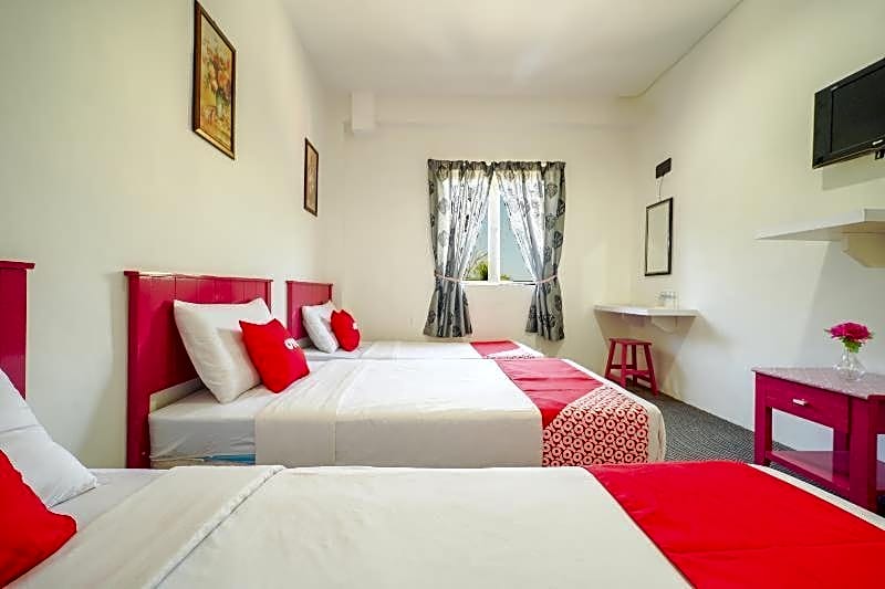 OYO 89710 Saujana CT View Hotel