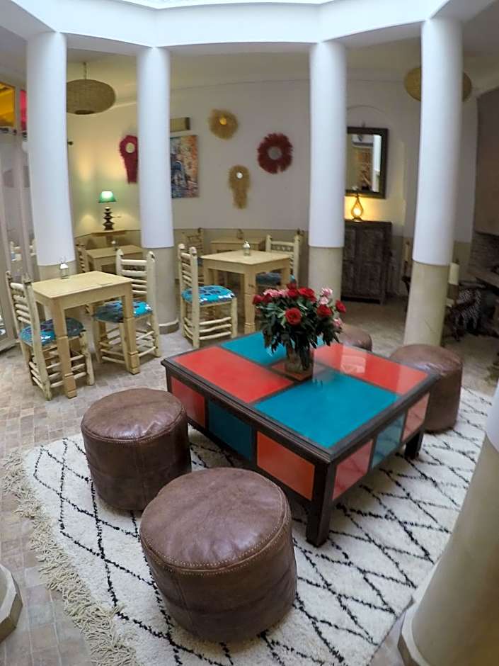Jennat El Mossafir-Riad privé avec services maison entière