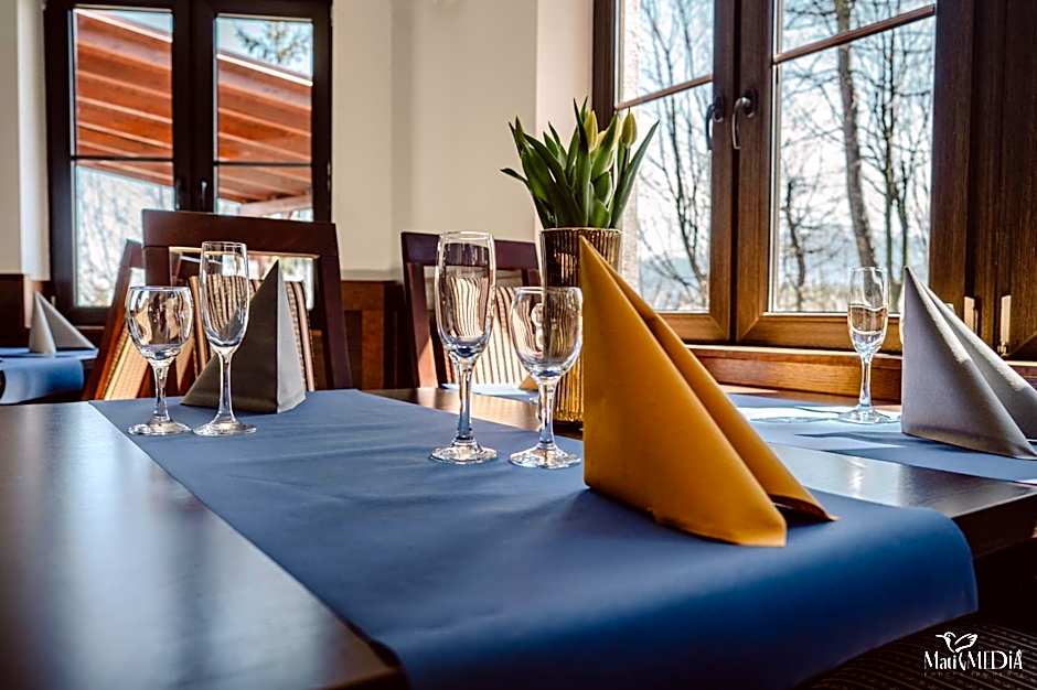 Karpacki & SPA - blisko wyciągu, Restauracja, Sala Zabaw, Bar 24h