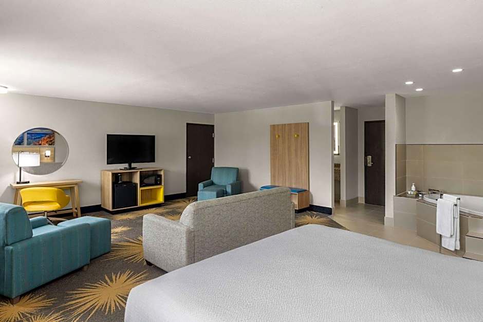 Days Inn by Wyndham Williams