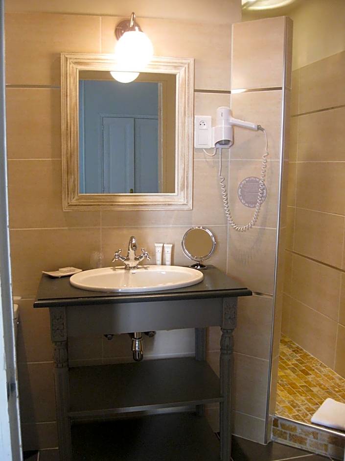 Hôtel De L'Amphithéâtre