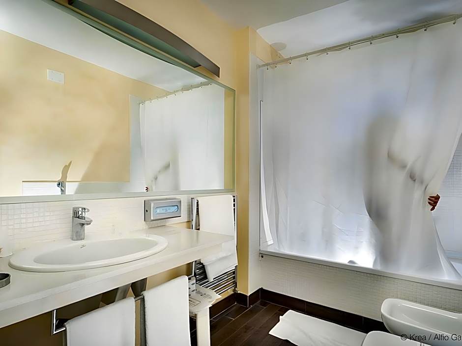 Photo 1 of 1 of Triple Room