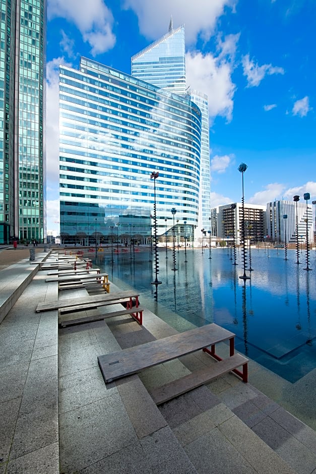 Melia Paris La Defense