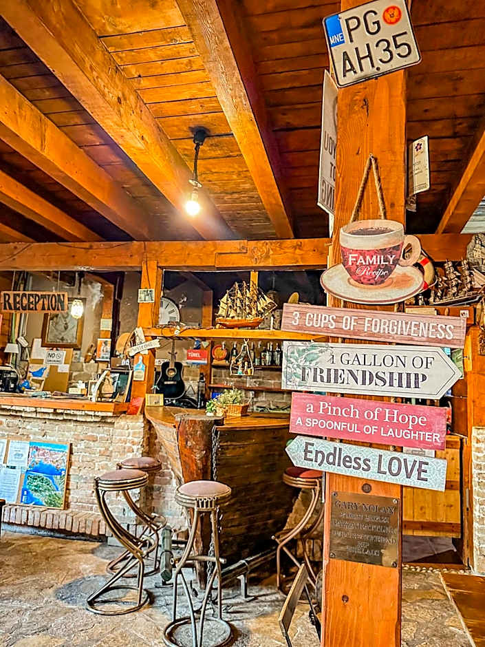 Hostel Anton