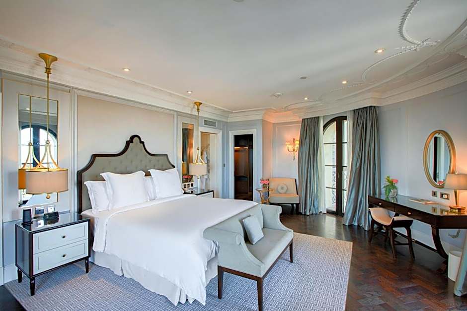 Four Seasons Hotel Baku
