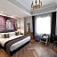 Le Bristol Hotel