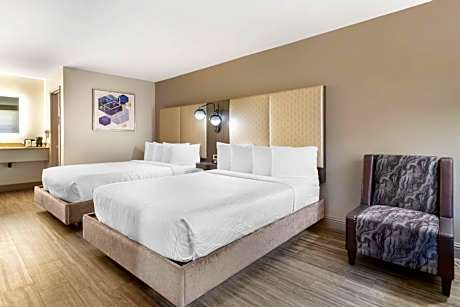 Queen Room with Two Queen Beds - Non-Smoking