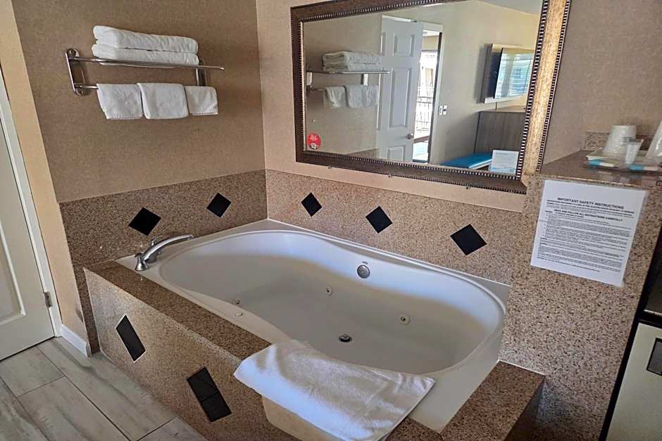 Days Inn by Wyndham Alhambra CA
