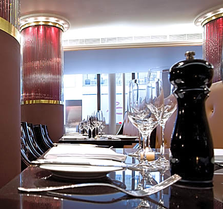 Karma Sanctum Soho Hotel