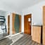 home2stay Apartmenthaus Heilbronn City Kitchen Parking Highspeed Wifi Washroom