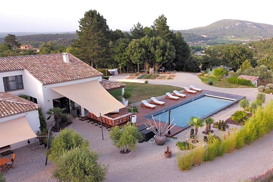 Villa Otilia-Bed and Breakfast-Chambres d'hôtes en Provence